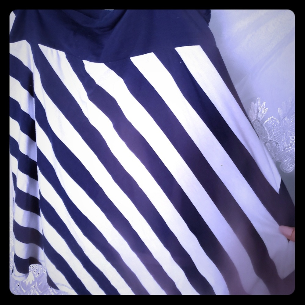 Circle shirt